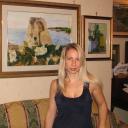 Laura Ranieri sells paintings online