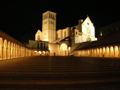  “ VIAGGIO DELL’ARTE IN EUROPA”  in ASSISI    PATRIMONIO DELL’UMANITA’ - UNESCO   NELLO STORICO PALAZZO COMUNALE del 1300  Ex Pinacoteca comunale e Sala delle Logge - Italia - Umbria - Perugia - 98784