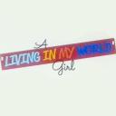 A 'living In My World' Girl vende quadri online