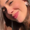 Jessica  Izzo  vende quadri online