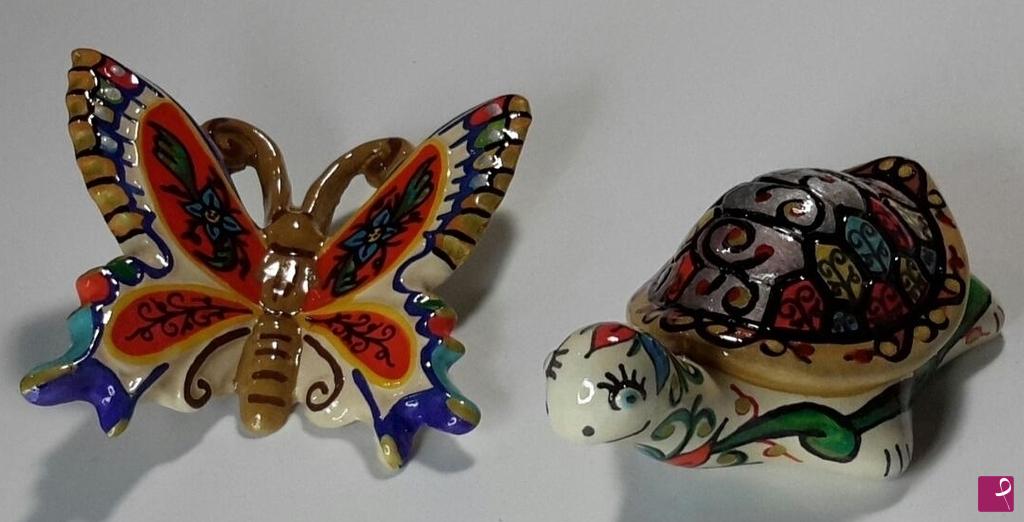 quadri in vendita online - Bomboniere " Farfalla e tartaruga" in ceramica artistica siciliana