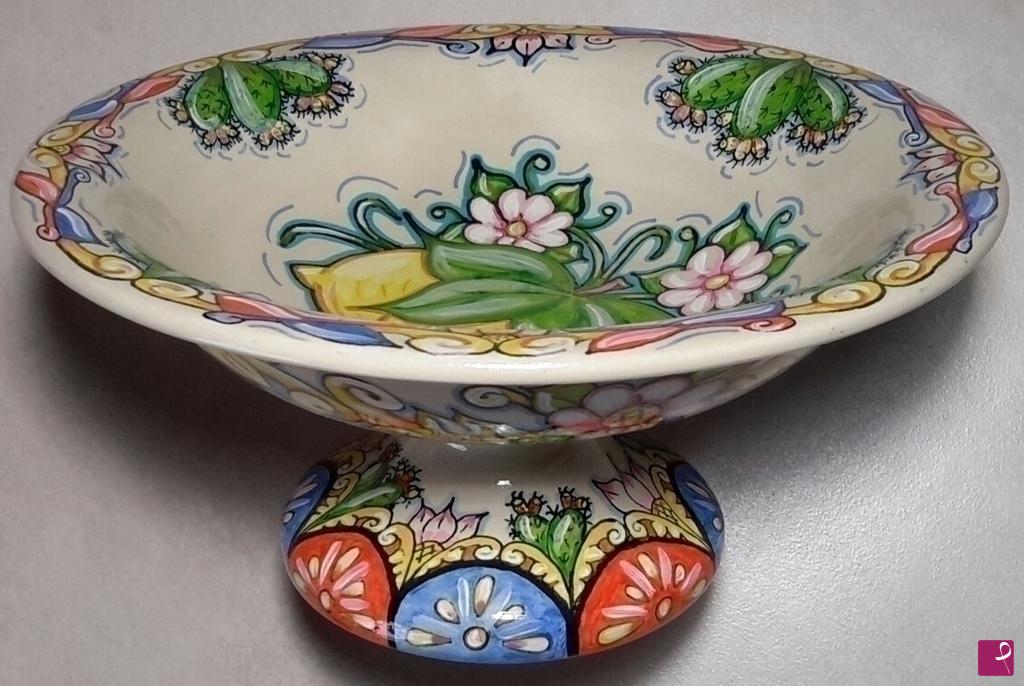 quadri in vendita online - Ceramica artistica siciliana - collezione 2021 n.° 38 serie : centrotavola - fruttiera