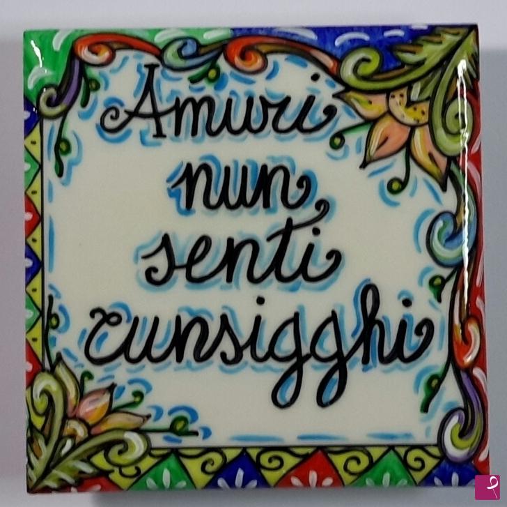 quadri in vendita online - Ceramica siciliana - collezione 2019 n.° 23 serie: proverbi siciliani