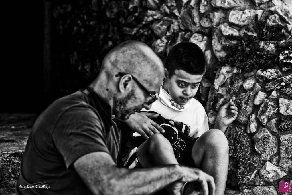 quadri in vendita online - "Colui che genera un figlio non è ancora un padre, un padre è colui che genera un figlio e se ne rende degno" - (Fëdor Dostoevskij)