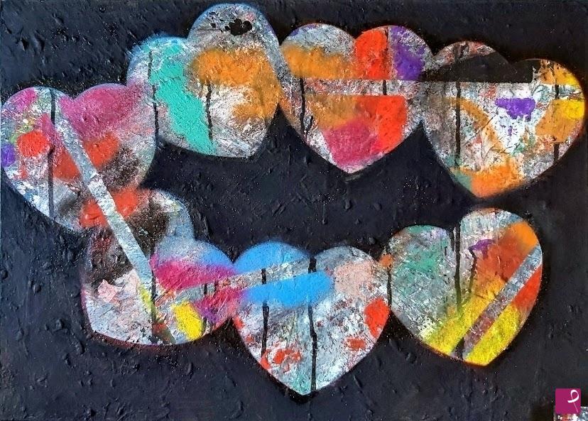 quadri in vendita online - cuori arcobaleno in dark