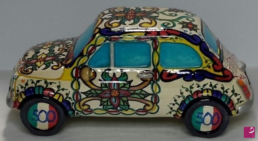 quadri in vendita online - FIAT 500 "ruote con tricolore" in ceramica artistica siciliana.