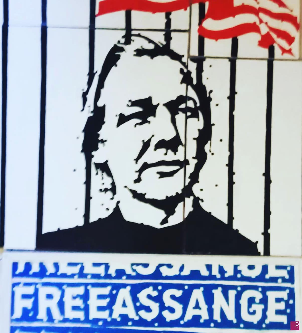 quadri in vendita online - Freeassange