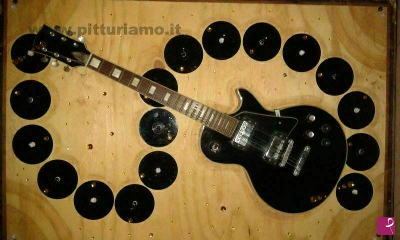 quadri in vendita online - guitar wood and sand