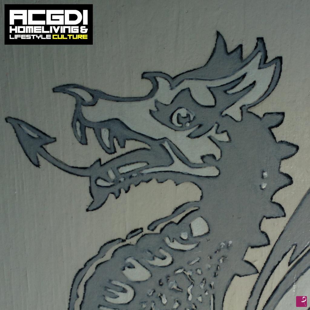 quadri in vendita online - Heraldic dragon