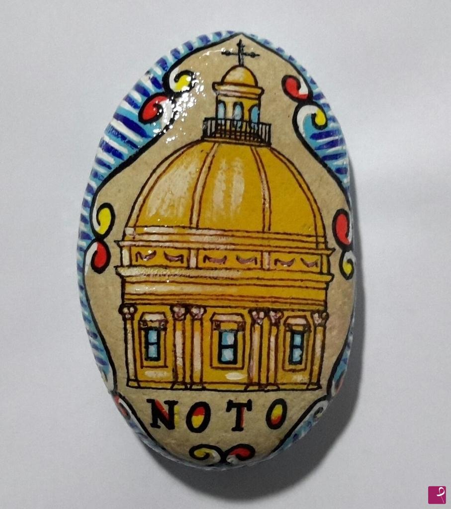 quadri in vendita online - Sasso " Cupola cattedrale " di  NOTO.