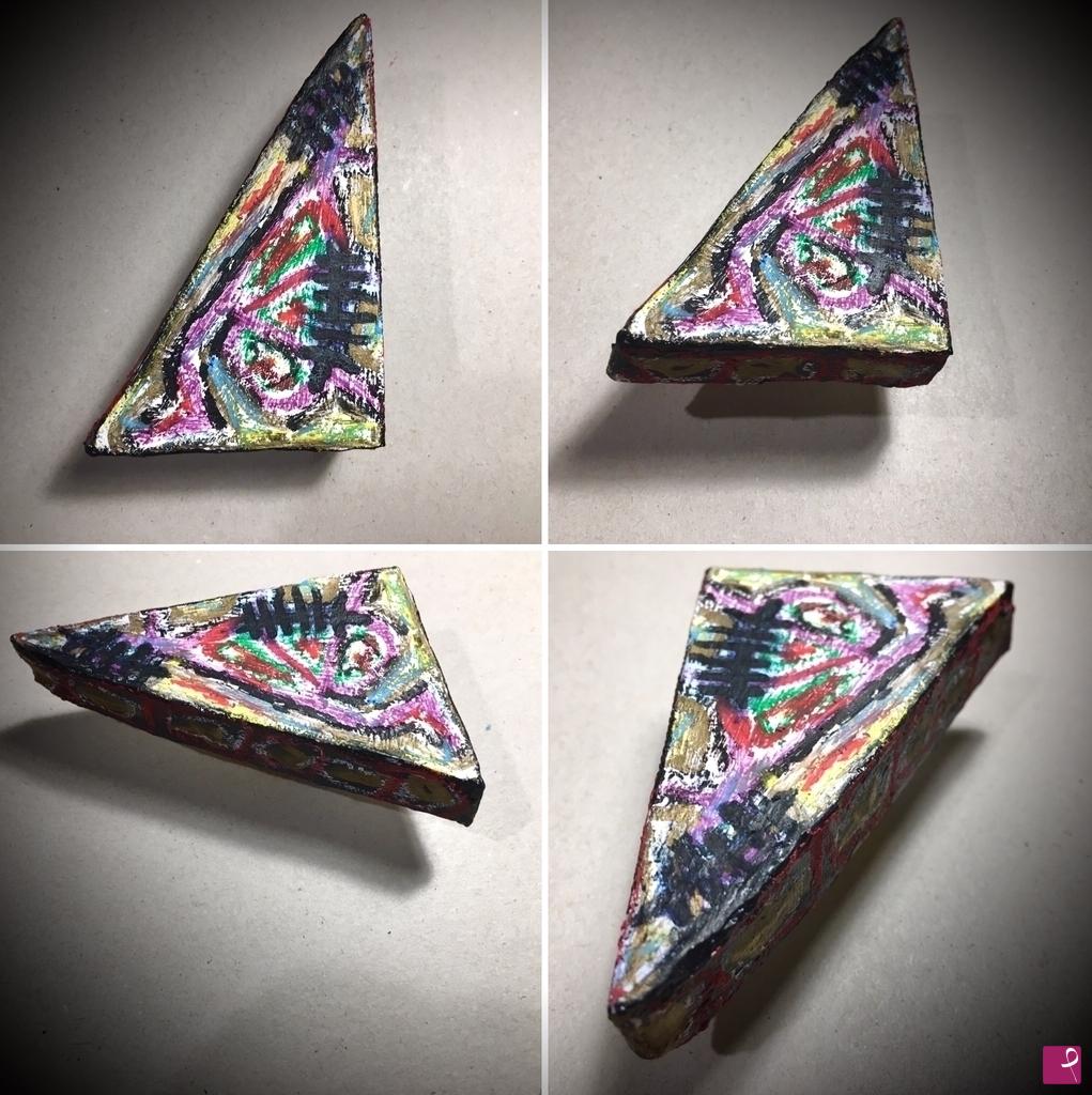 quadri in vendita online - “small amulet”