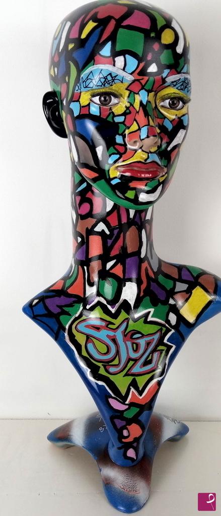 quadri in vendita online - Space woman mannequin 