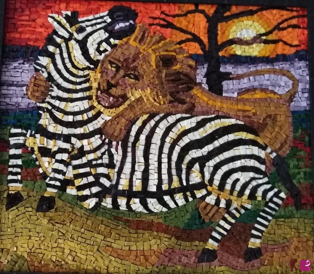 quadri in vendita online - Tramonto simultaneo del sole africano e di una zebra